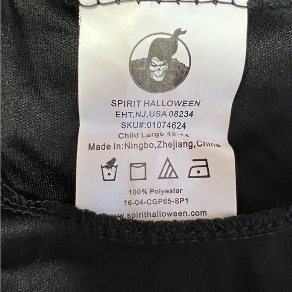 Spirit Halloween Hooded Unknown Phantom Costume Black Kid Large - Picture 6 of 6